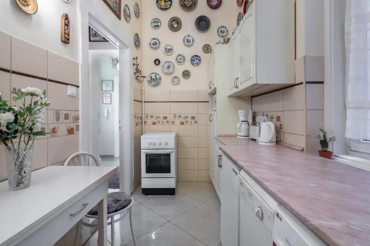 Astoria Central Apartments Будапеща Екстериор снимка