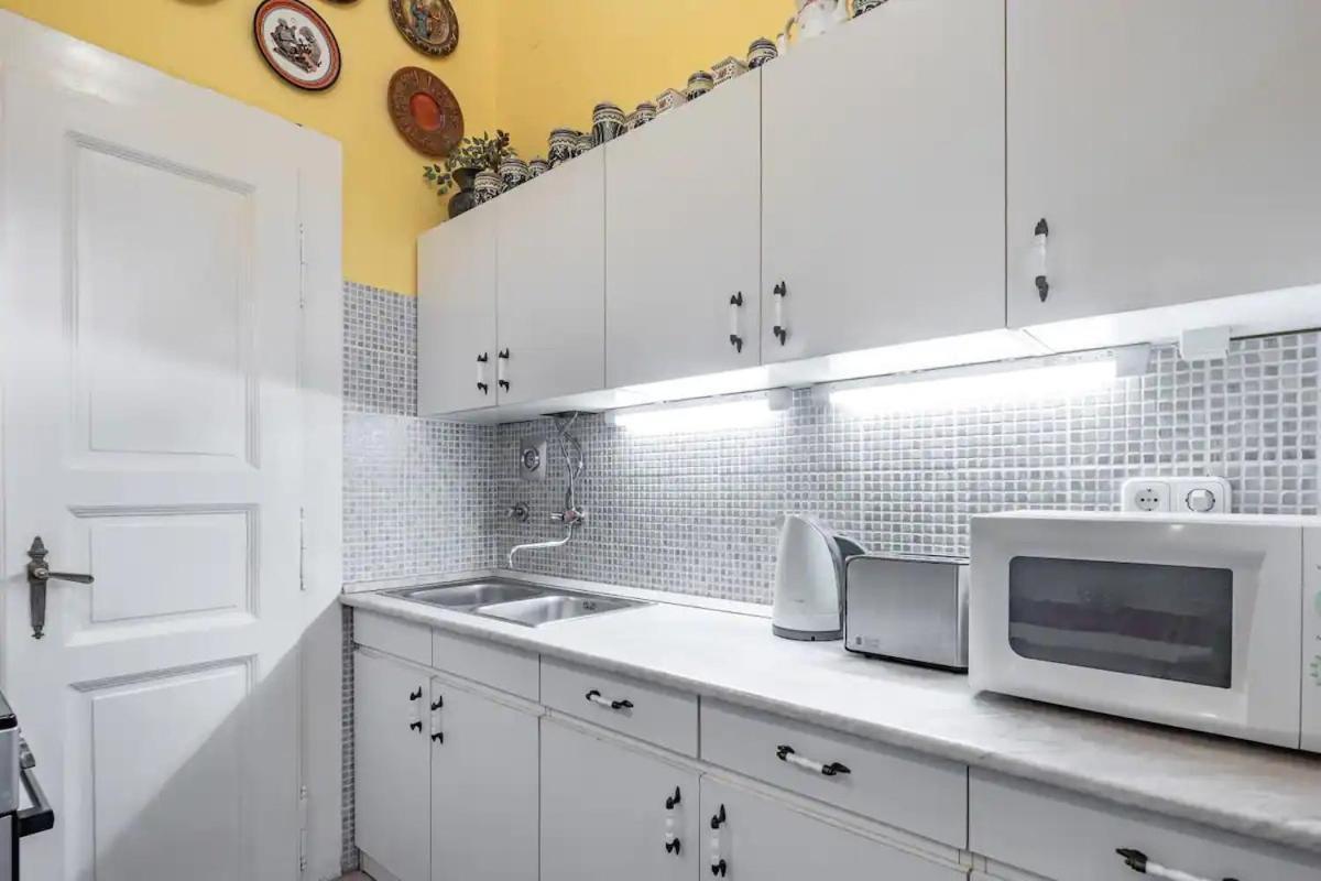 Astoria Central Apartments Будапеща Екстериор снимка
