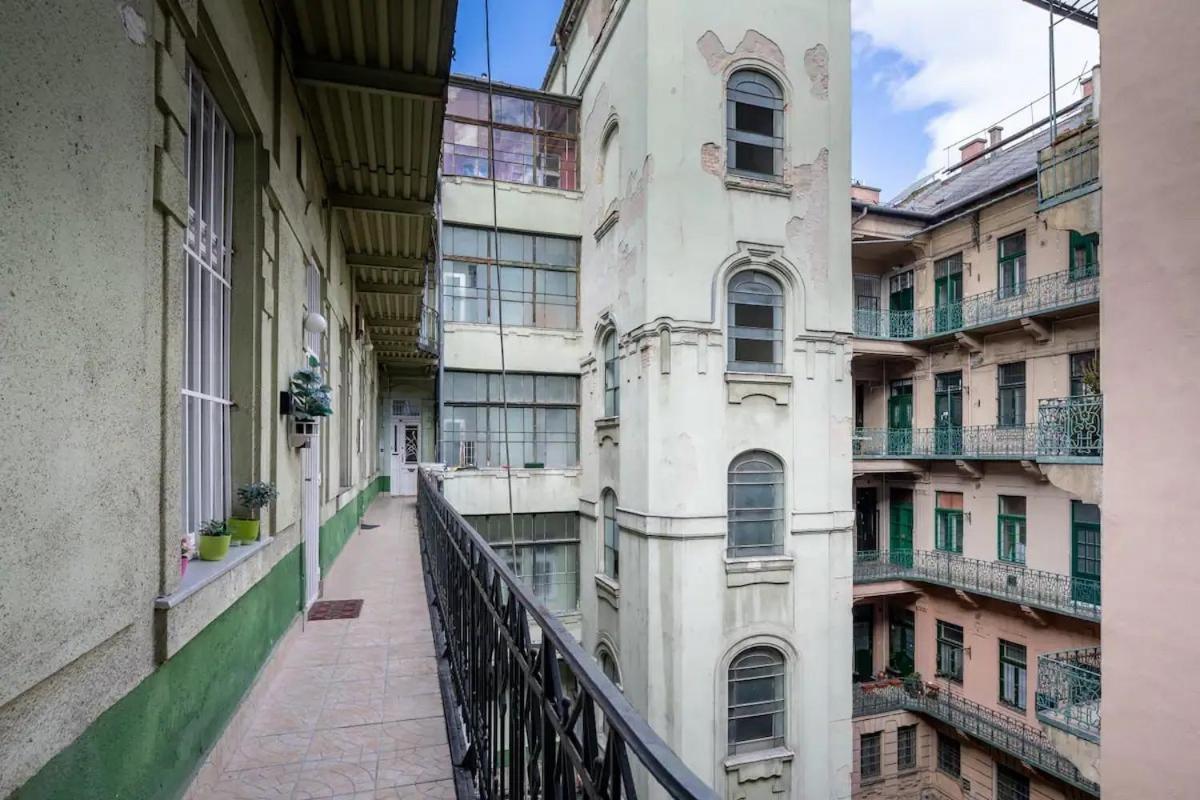 Astoria Central Apartments Будапеща Екстериор снимка